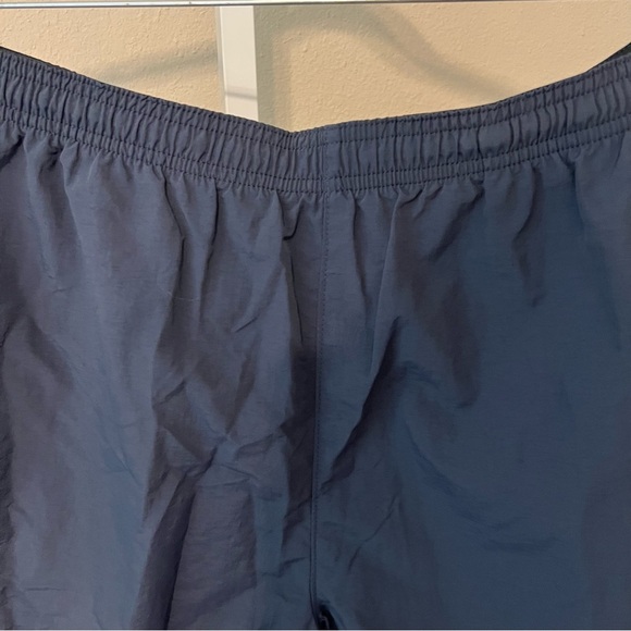 Old Navy Men's Athletic Shorts - Navy Blue - Picture 2 of 5